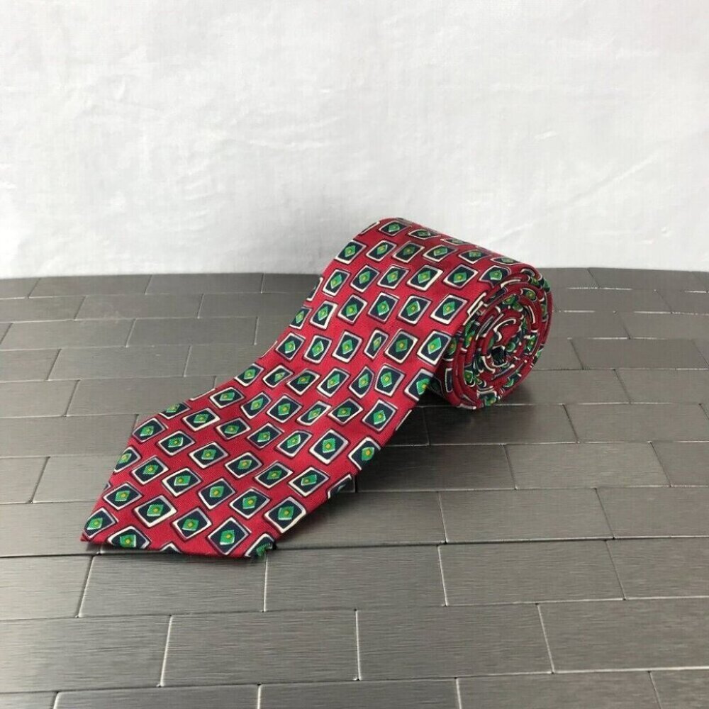 Lands End Neck Tie Mens 57.5x3.5 Red/Green Boxes 100% Silk Hand Sewn Classic